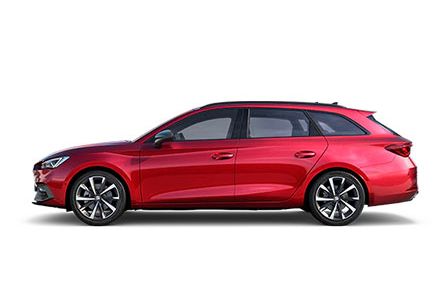 SEAT Leon Kombi in rot Seitenansicht.