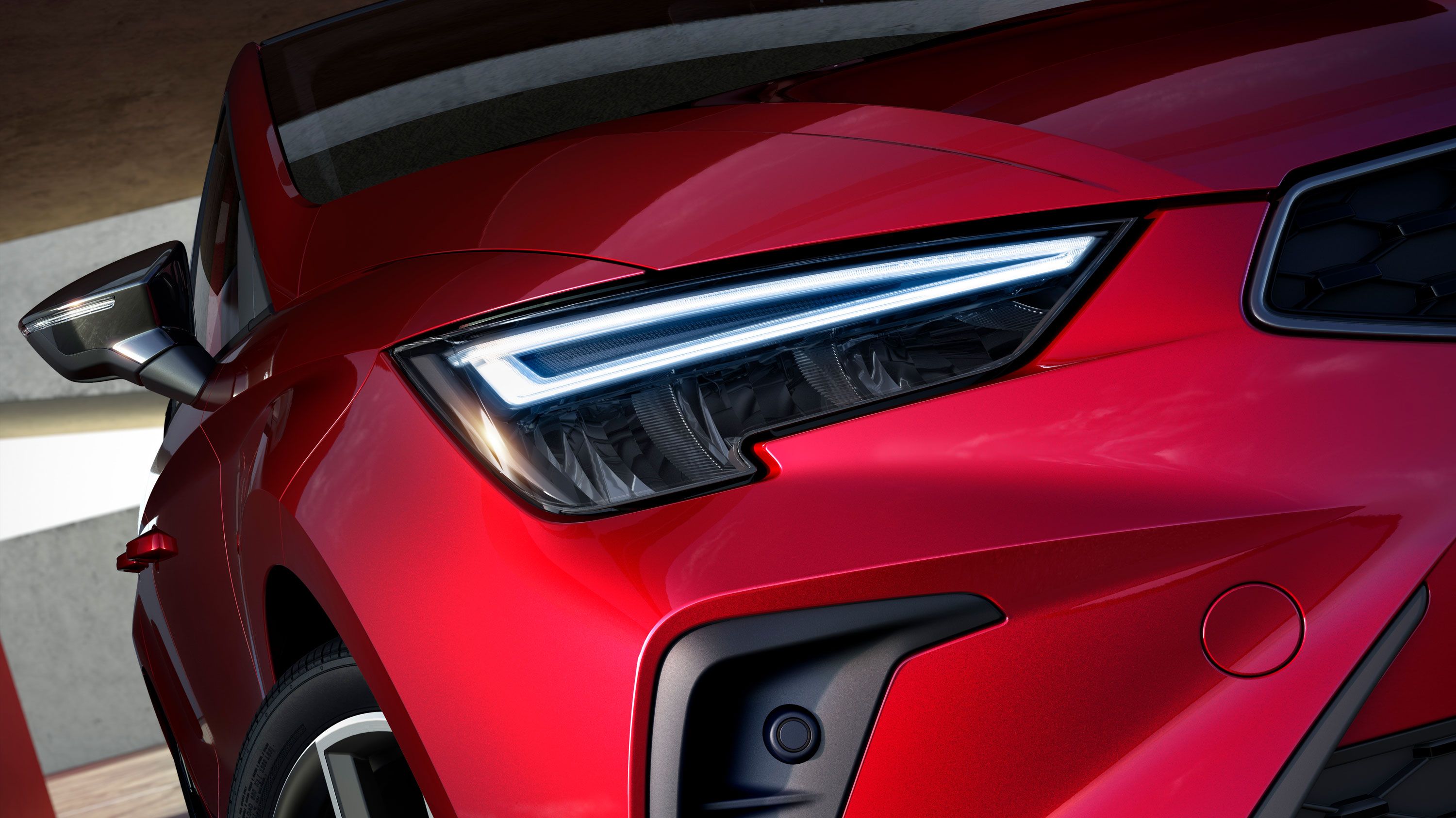 Nahaufnahme eines Scheinwerfers des SEAT Ibiza