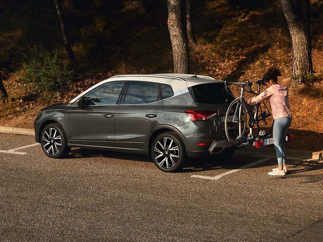 SEAT Arona mit Fahrradträger