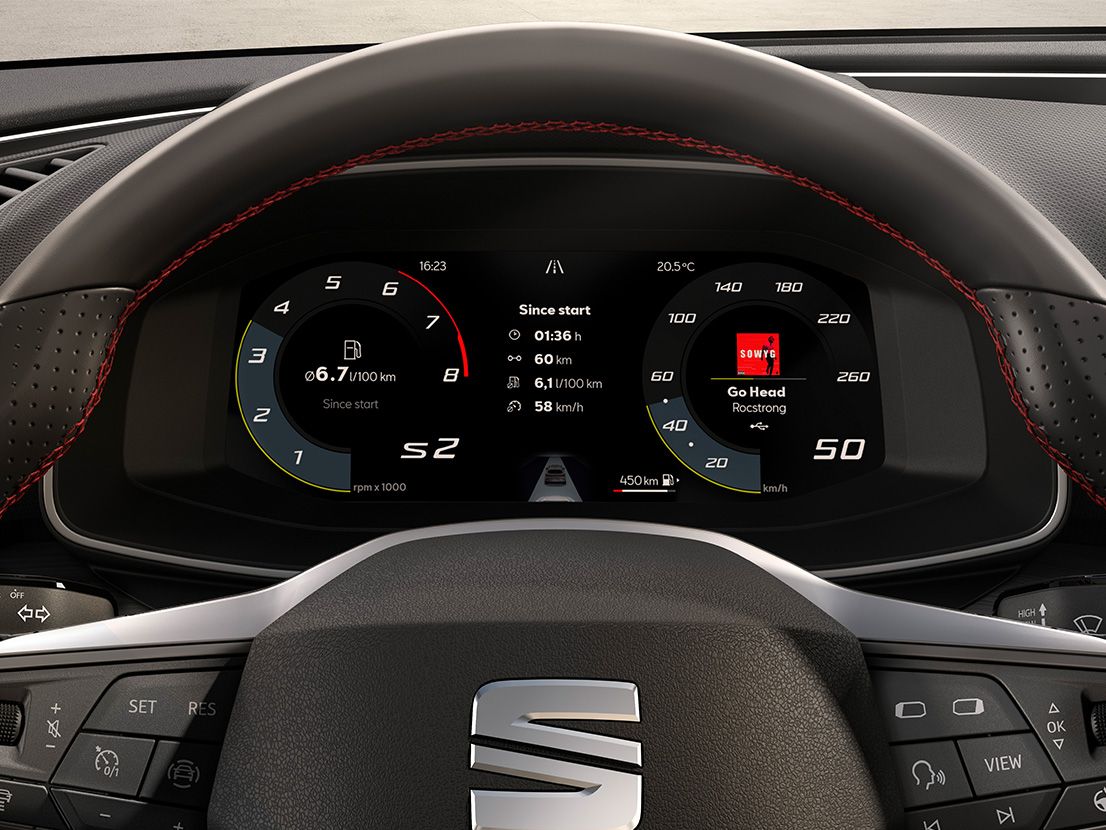 Detailansicht des Fahrerdisplays beim SEAT Leon SP Kombi.