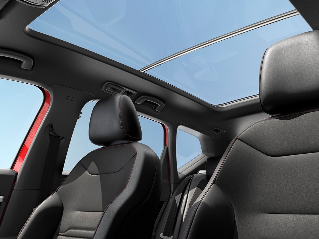 Detailansicht des Panorama-Schiebedach vom SEAT Ateca