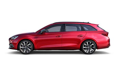 SEAT Leon Kombi in rot Seitenansicht.